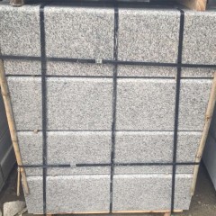 Polished G623 silver grey granite road kerbs